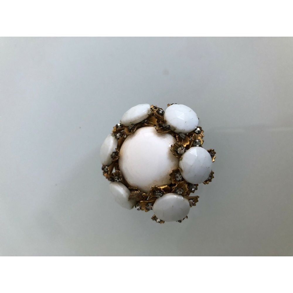 Vintage Miriam Haskell Pin White Faceted Stones Rhinestones Gold Tone Metal - Picture 4 of 6